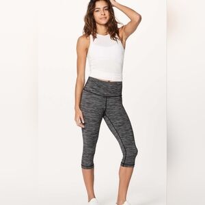 Lululemon Wunder Under Cropped Active Leggings